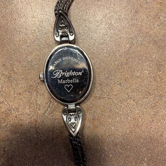 Brighton watches (2) included with case - Picture 3 of 6